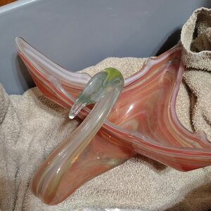 Elegant Glass Swan Figurine